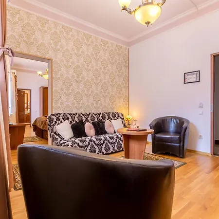 Boutique Bulevard 4*