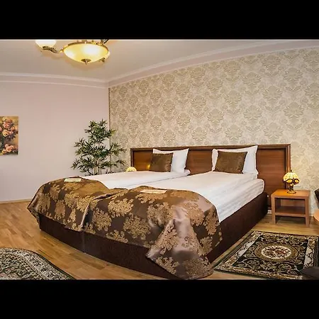 Boutique Bulevard Hotel 4*