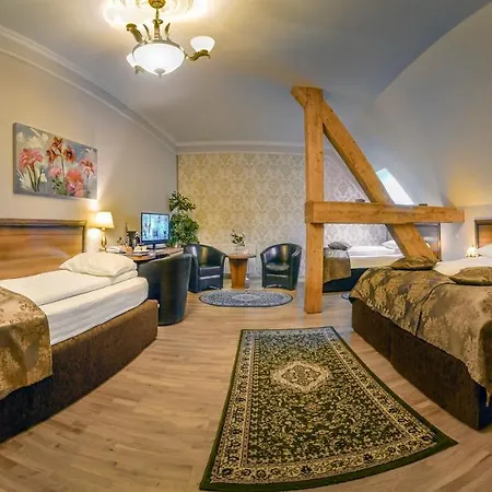 Boutique Bulevard Hotel 4*